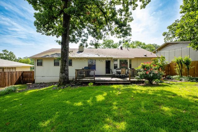 4 Tortoise Park Cove, Little Rock, AR 72211