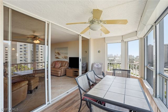 11118 Gulf Shore DR A803, Naples, FL 34108