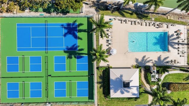 11118 Gulf Shore DR A803, Naples, FL 34108