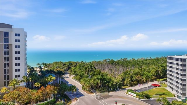 11118 Gulf Shore DR A803, Naples, FL 34108