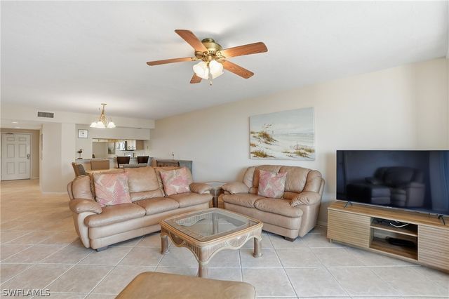 11118 Gulf Shore DR A803, Naples, FL 34108