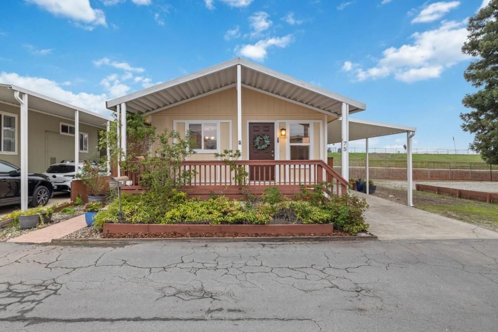 Image 1 of property listing at 144 Holm Road, Watsonville, CA 95076