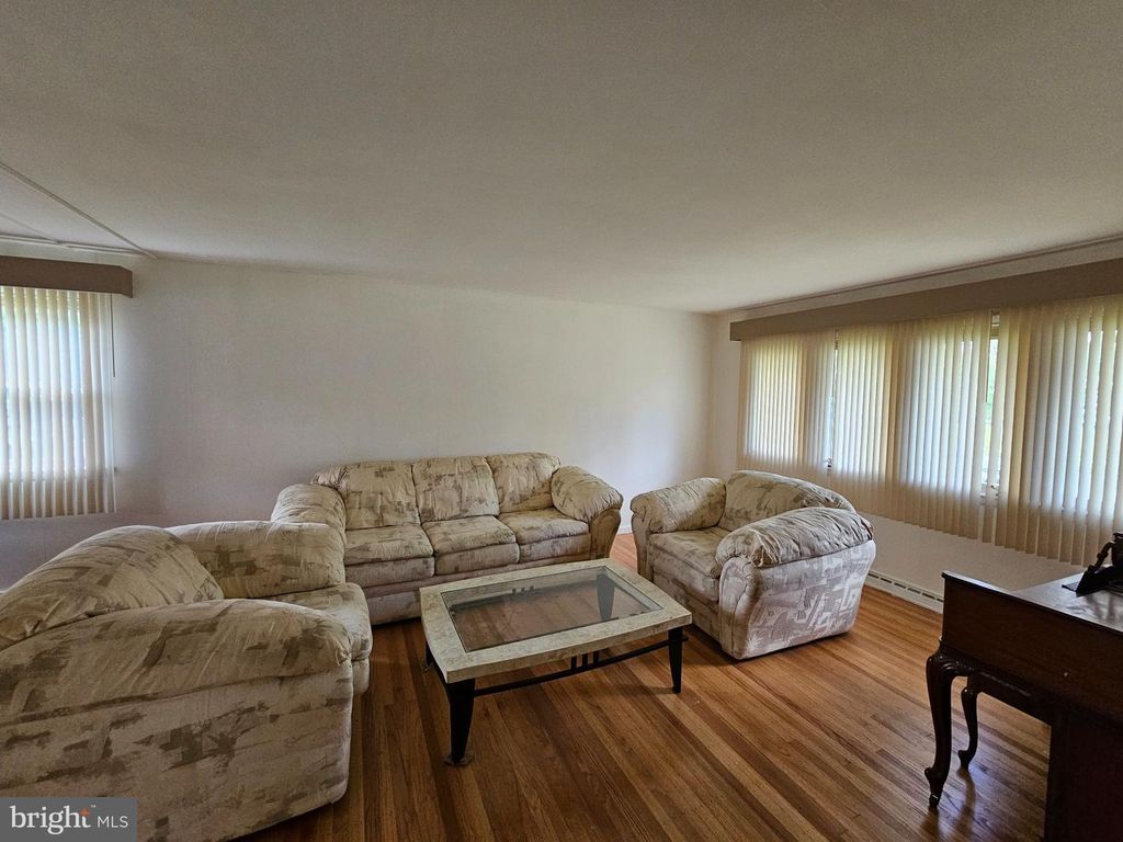 216 AVON RD, CHERRY HILL, NJ 08034 — photo 5