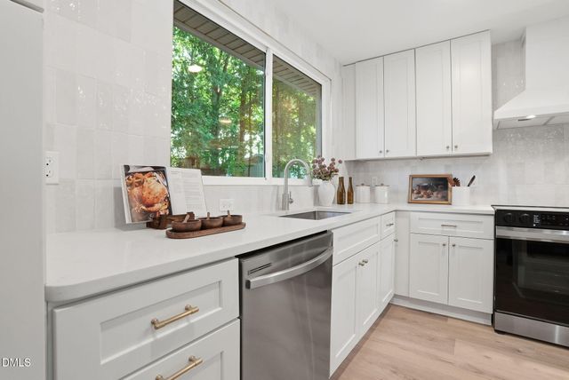 803 Roanoke Drive, Cary, NC 27513