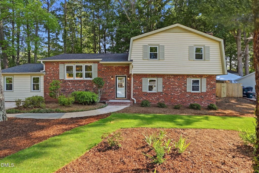 803 Roanoke Drive, Cary, NC 27513