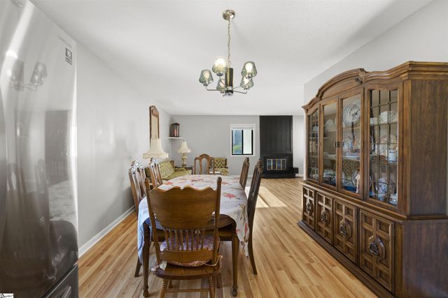 1105 Charter Oak Drive, Taylors, SC 29687