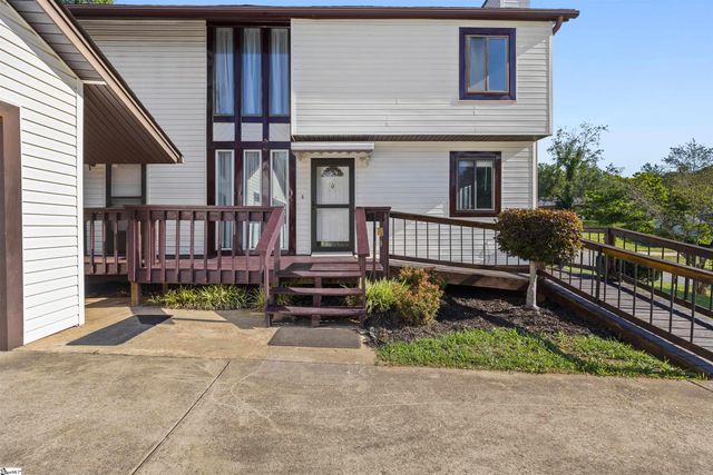 1105 Charter Oak Drive, Taylors, SC 29687