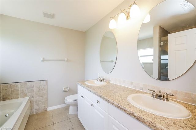 3201 42nd ST SW, Lehigh Acres, FL 33976