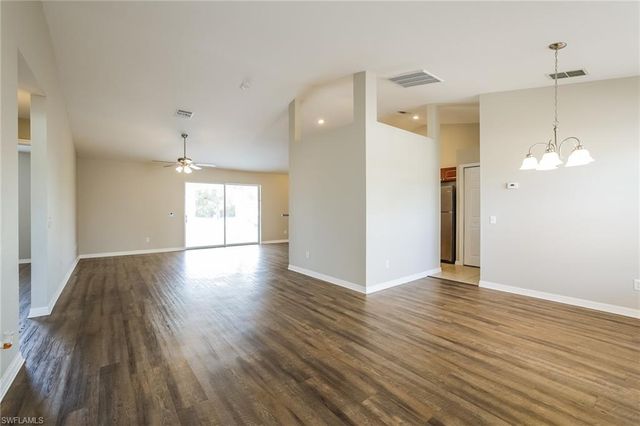 3201 42nd ST SW, Lehigh Acres, FL 33976
