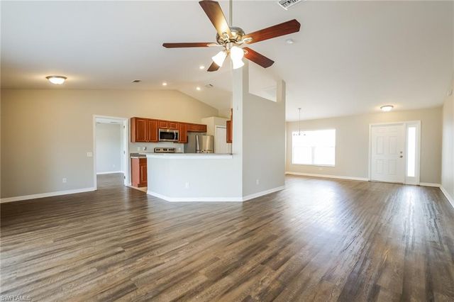 3201 42nd ST SW, Lehigh Acres, FL 33976
