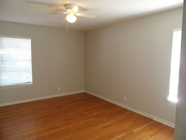 10643 Lakemere Drive, Dallas, TX 75238