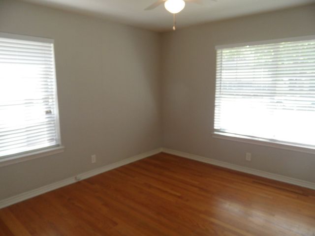 10643 Lakemere Drive, Dallas, TX 75238