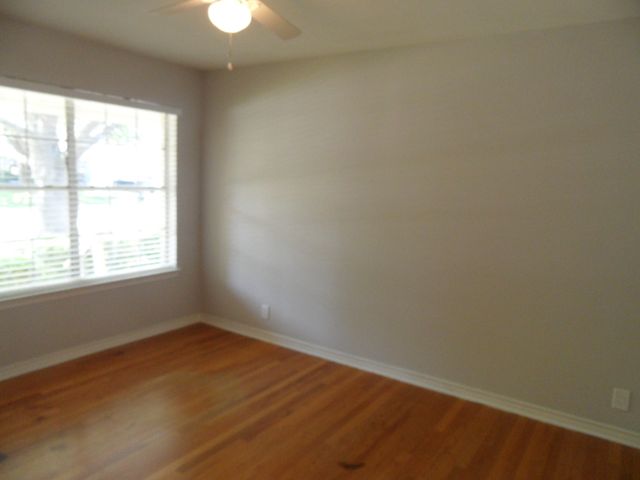 10643 Lakemere Drive, Dallas, TX 75238