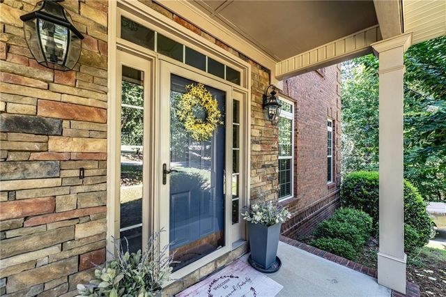 255 Meadow Lakes Boulevard, Cedartown, GA 30125