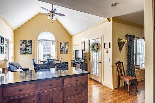 255 Meadow Lakes Boulevard, Cedartown, GA 30125