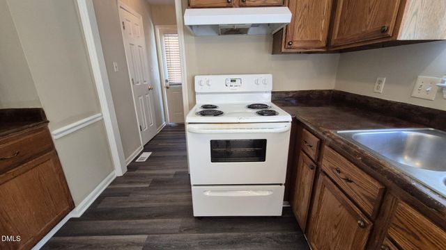 7220 Ewing Place, Raleigh, NC 27616