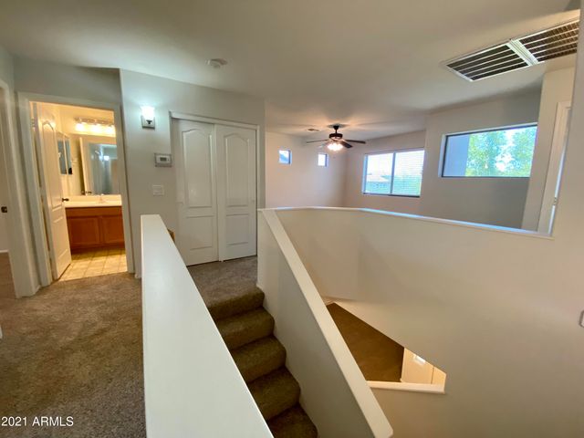 2411 W VIA DONA Road, Phoenix, AZ 85085