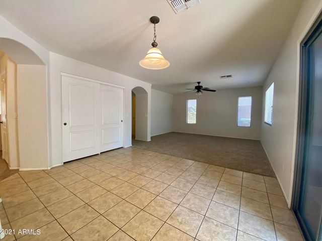 2411 W VIA DONA Road, Phoenix, AZ 85085