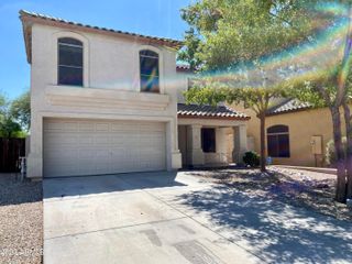 2411 W VIA DONA Road, Phoenix, AZ 85085