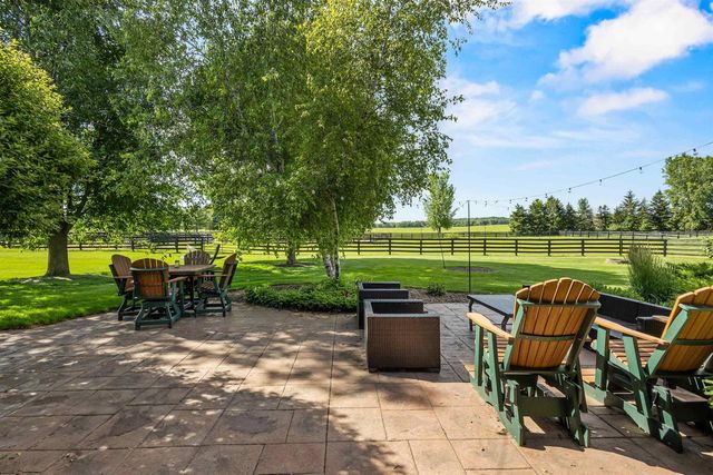 W3493 EQUESTRIAN TRAIL, Freedom, WI 54913