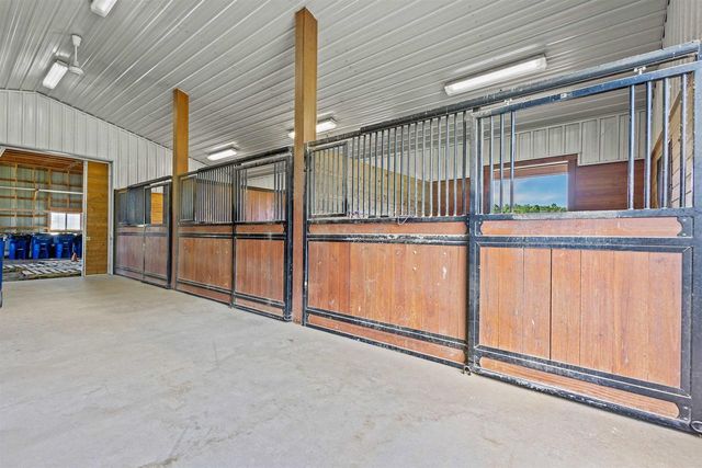 W3493 EQUESTRIAN TRAIL, Freedom, WI 54913
