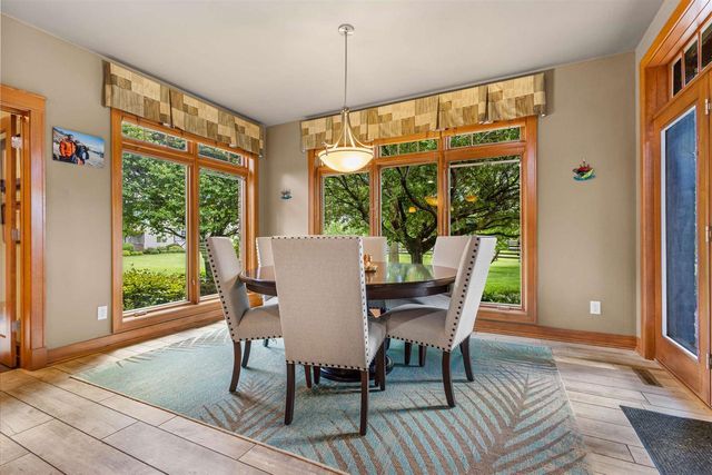 W3493 EQUESTRIAN TRAIL, Freedom, WI 54913