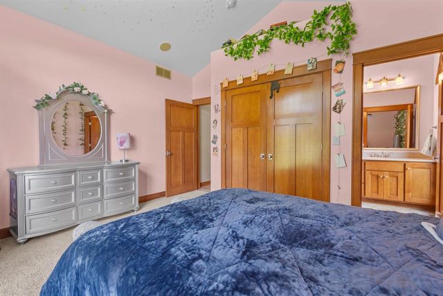 W3493 EQUESTRIAN TRAIL, Freedom, WI 54913