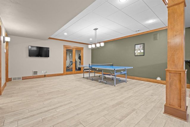 W3493 EQUESTRIAN TRAIL, Freedom, WI 54913