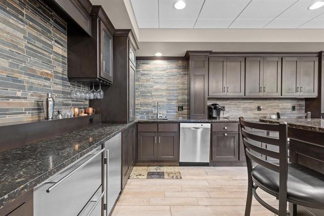 W3493 EQUESTRIAN TRAIL, Freedom, WI 54913