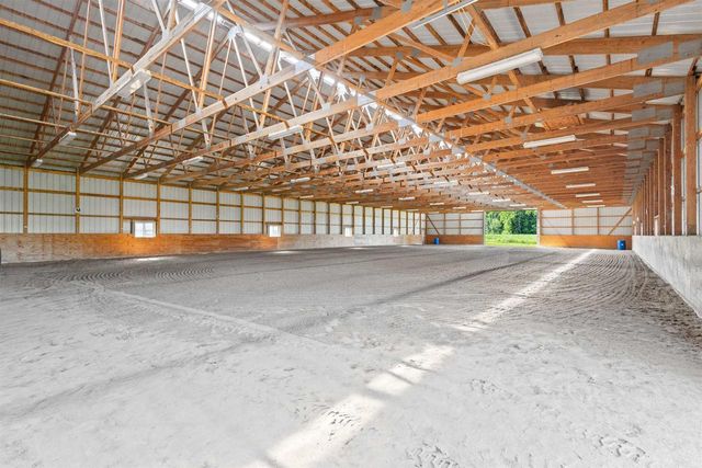 W3493 EQUESTRIAN TRAIL, Freedom, WI 54913