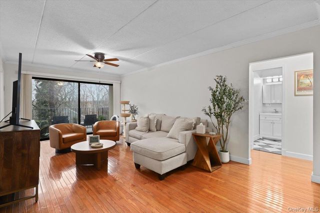 130 Colonial Parkway 1F, Yonkers, NY 10710