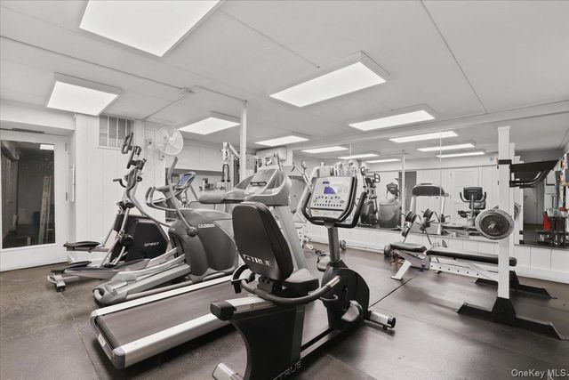 130 Colonial Parkway 1F, Yonkers, NY 10710