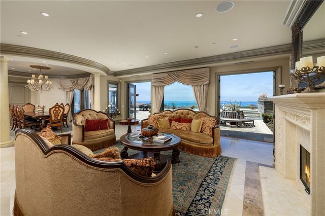 59 Montecito, Corona Del Mar, CA 92625