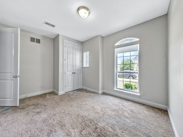 1121 Ranch Gate Lane, Frisco, TX 75036