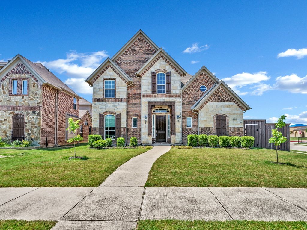 1121 Ranch Gate Lane, Frisco, TX 75036