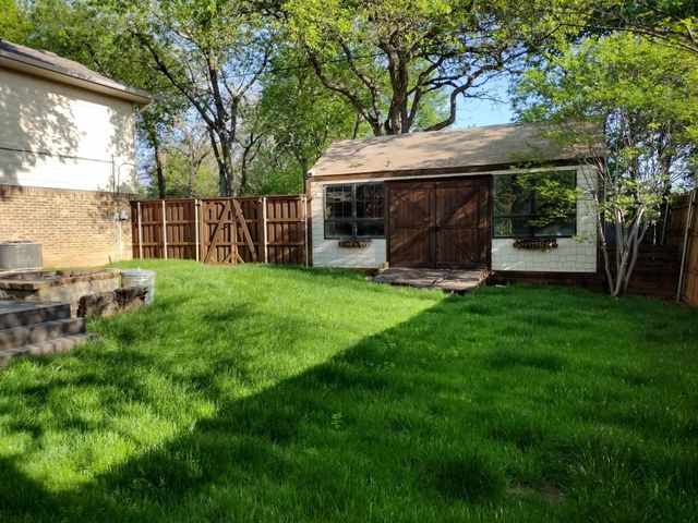 9 Oak Circle, Hickory Creek, TX 75065