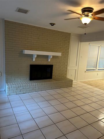 9 Oak Circle, Hickory Creek, TX 75065
