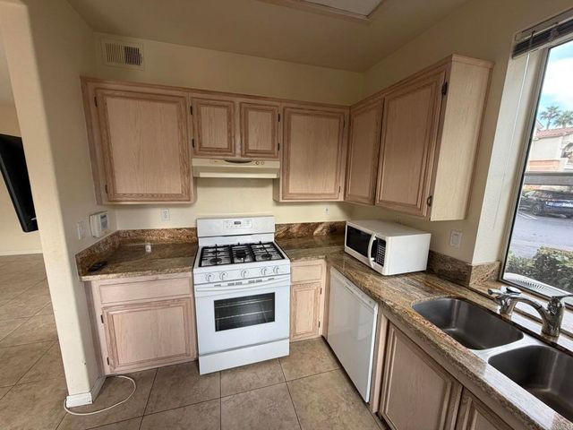 11438 Via Rancho San Diego 141, El Cajon, CA 92019