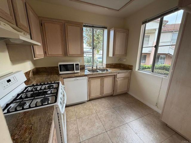 11438 Via Rancho San Diego 141, El Cajon, CA 92019
