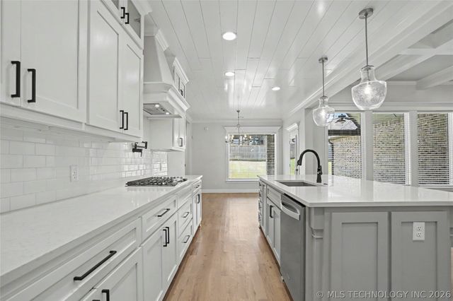 1612 E 114th Street, Jenks, OK 74037