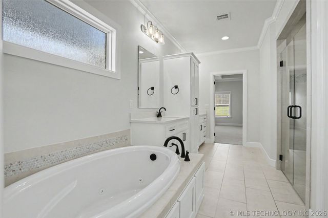 1612 E 114th Street, Jenks, OK 74037