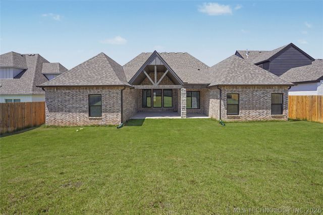 1612 E 114th Street, Jenks, OK 74037