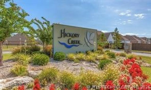 1612 E 114th Street, Jenks, OK 74037