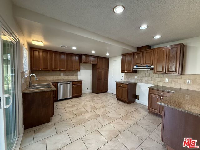 5111 Halifax Road, Temple City, CA 91780