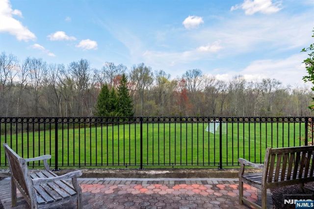 81 Park Edge 2K, Berkeley Heights, NJ 07922