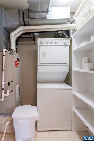 81 Park Edge 2K, Berkeley Heights, NJ 07922