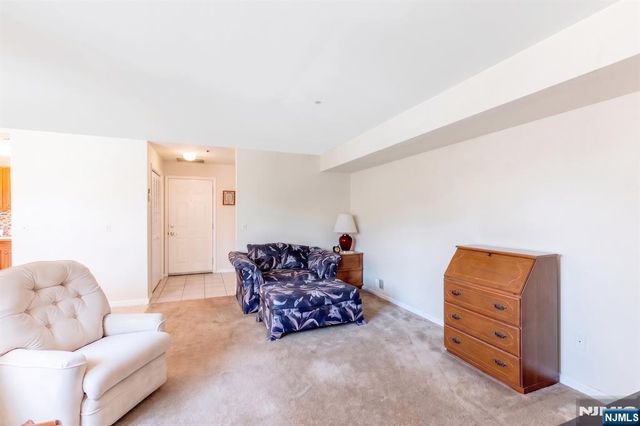 81 Park Edge 2K, Berkeley Heights, NJ 07922