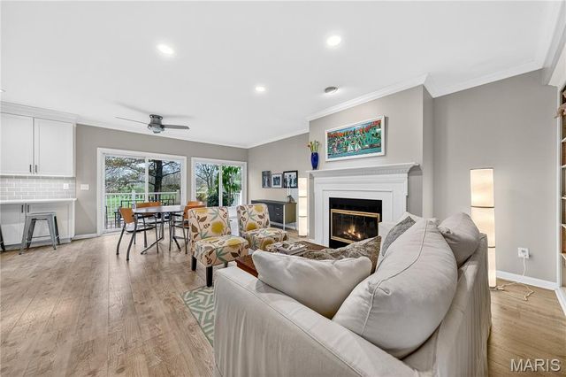 1187 Hawken Place, Webster Groves, MO 63119