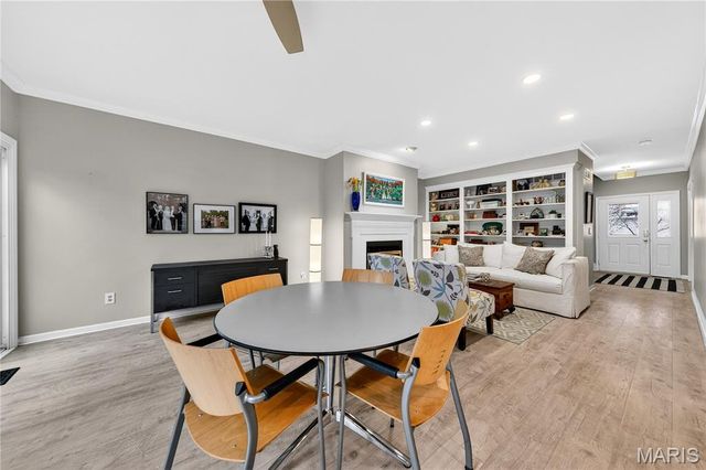 1187 Hawken Place, Webster Groves, MO 63119