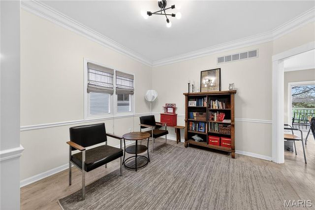 1187 Hawken Place, Webster Groves, MO 63119